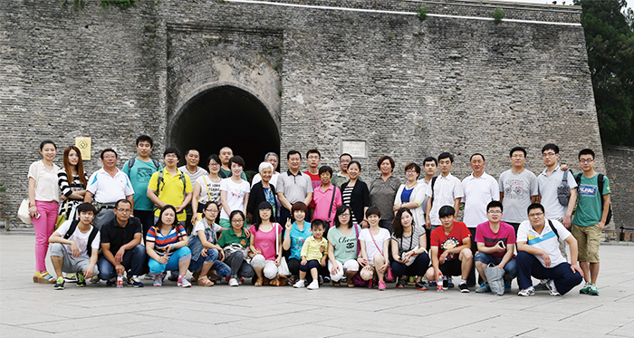 �ػʵ������μ�������